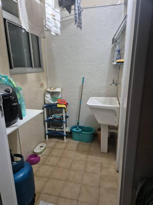 Ap Varanda Area Nobre Enseada *