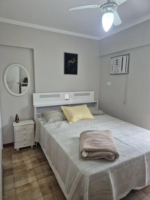 Ap Varanda Area Nobre Enseada Apartment *