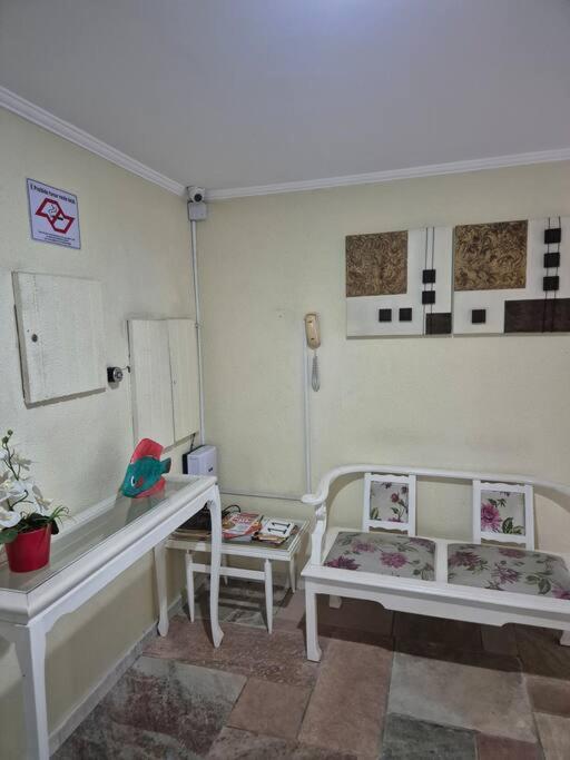 Ap Varanda Area Nobre Enseada